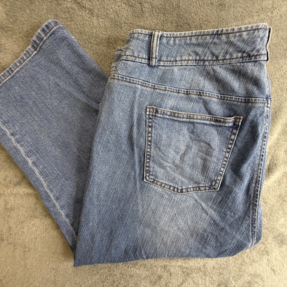 Chaps Womens 18W Denim Capri Jeans Blue Stretch Cropped Pants‎ Light Wash 158 - Picture 5 of 8